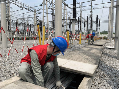 220千伏枝江變電站直流系統(tǒng)改造工程圓滿完成，為電網(wǎng)安全穩(wěn)定運(yùn)行注入新動力